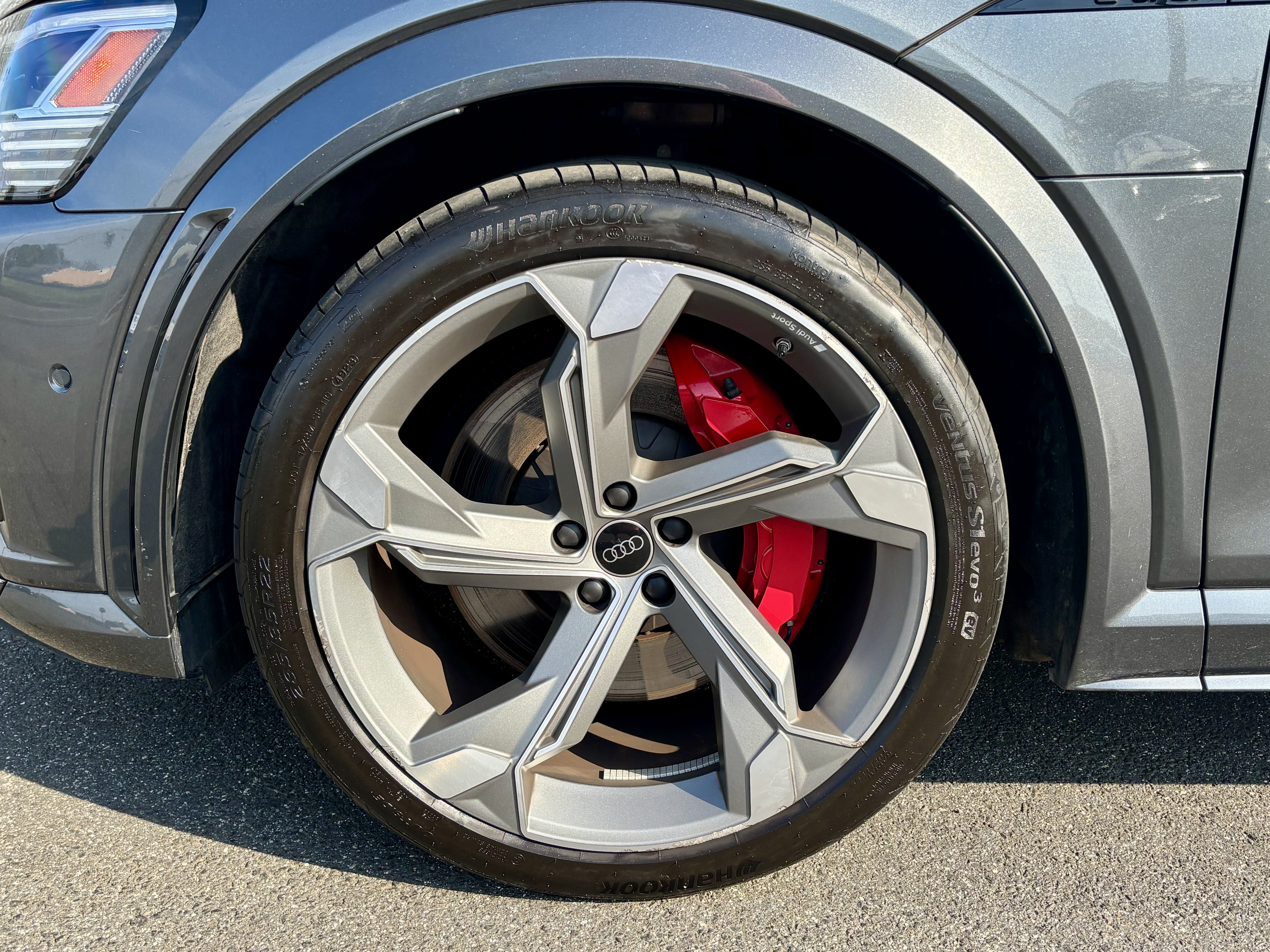 Certified 2024 Audi Q8 e-tron Premium w/ Prestige Package AWD/4WD image 16