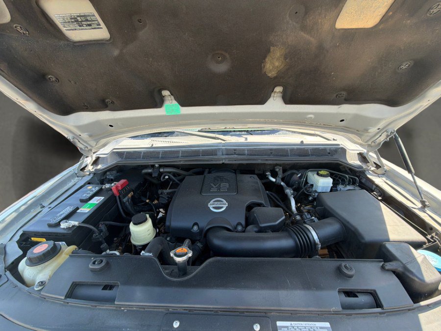 Used 2011 Nissan Titan SV w/ SV Premium Utility Pkg RWD image 26