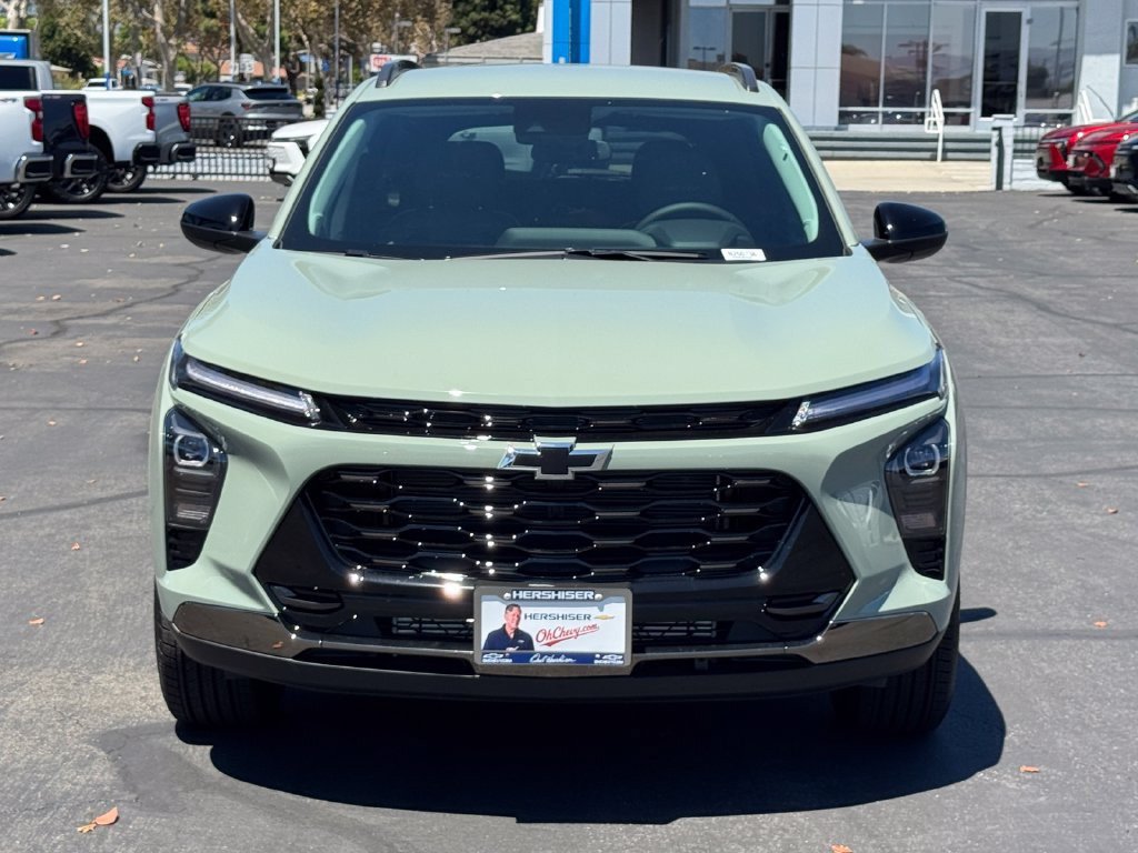 New 2026 Chevrolet Trax ACTIV w/ Driver Confidence Package FWD image 3