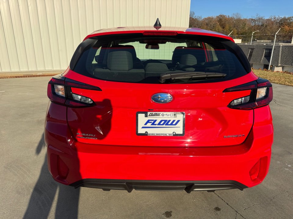Certified 2025 Subaru Impreza 2.0i image 16