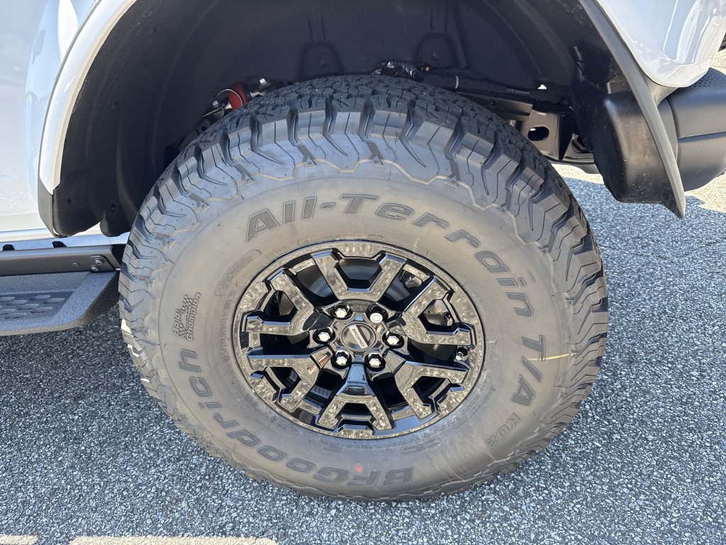 New 2026 Ford Bronco Raptor w/ Interior Carbon Fiber Pack AWD/4WD image 19