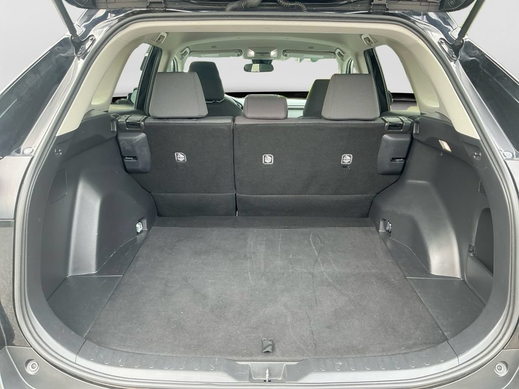 Certified 2024 Toyota RAV4 XLE AWD/4WD image 18
