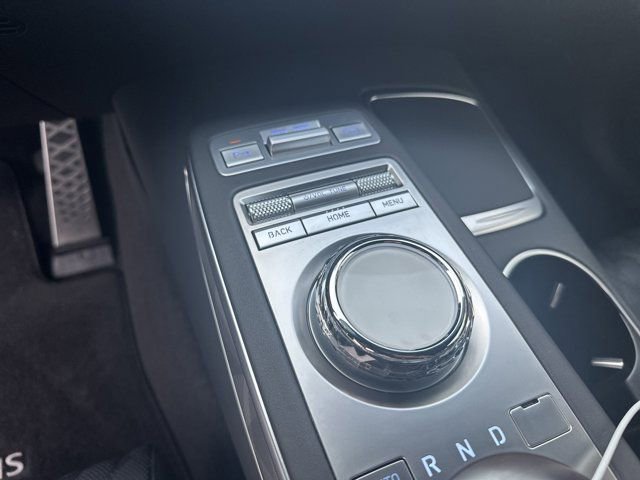 Used 2025 Genesis GV70 3.5T Sport w/ Sport Advanced Package image 33