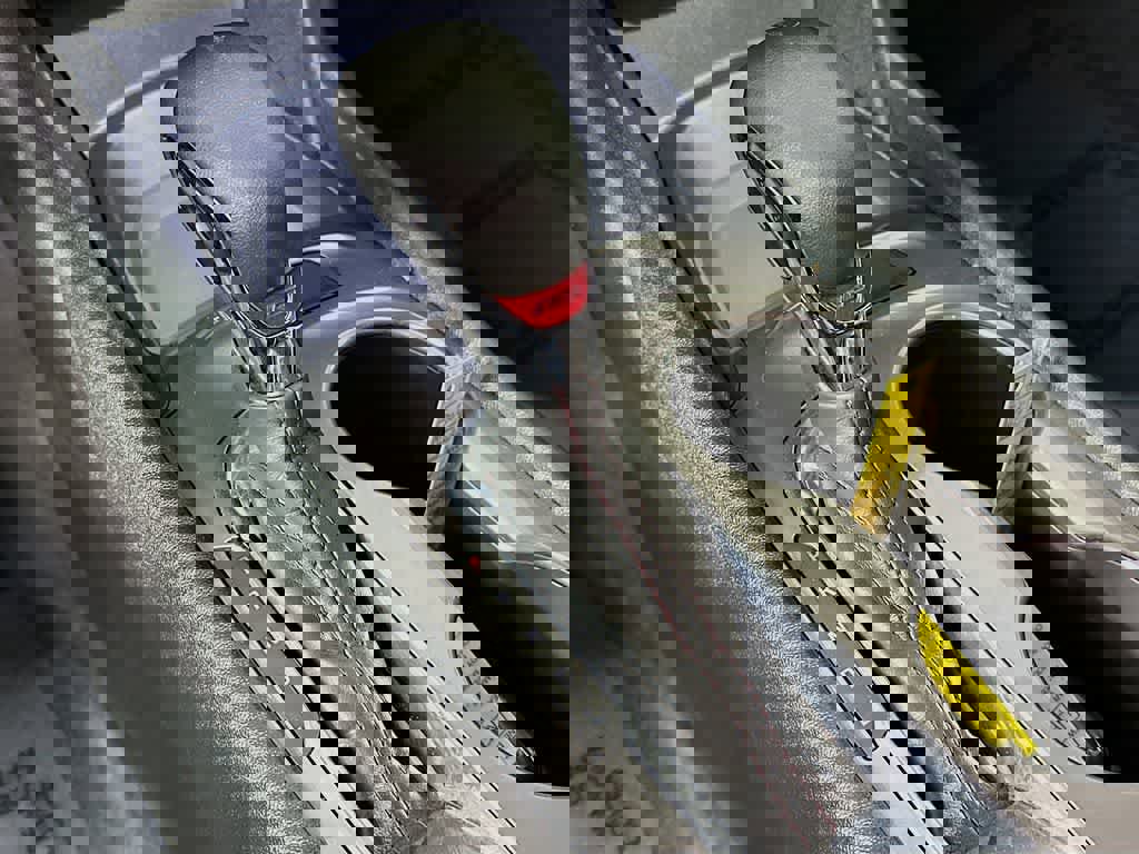 Used 2021 Chevrolet Malibu RS FWD image 18