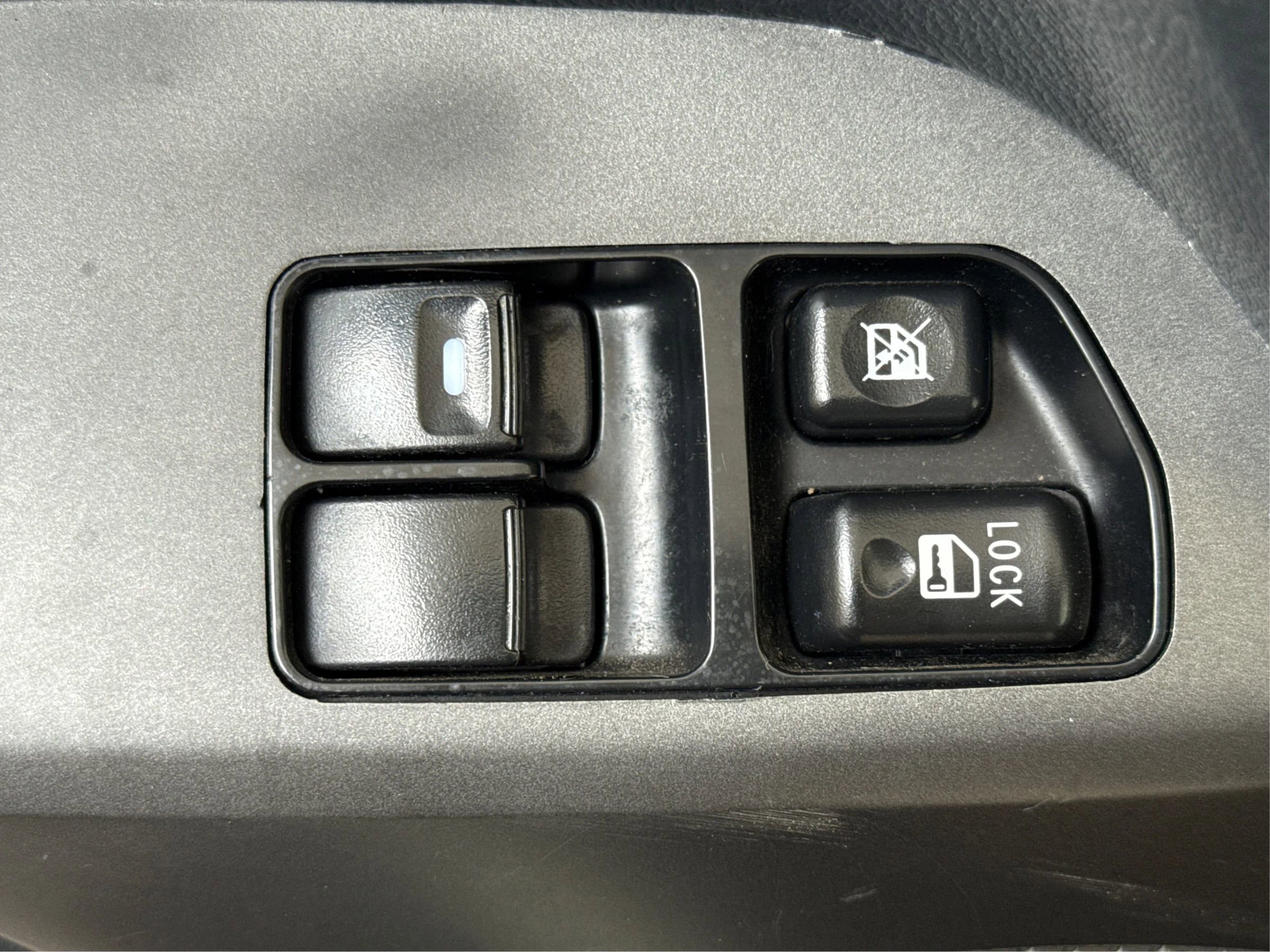 Used 2012 Mitsubishi Eclipse GS Sport image 18