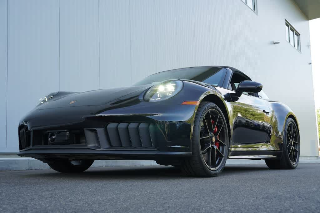 Used 2025 Porsche 911 Targa 4 GTS AWD/4WD image 33