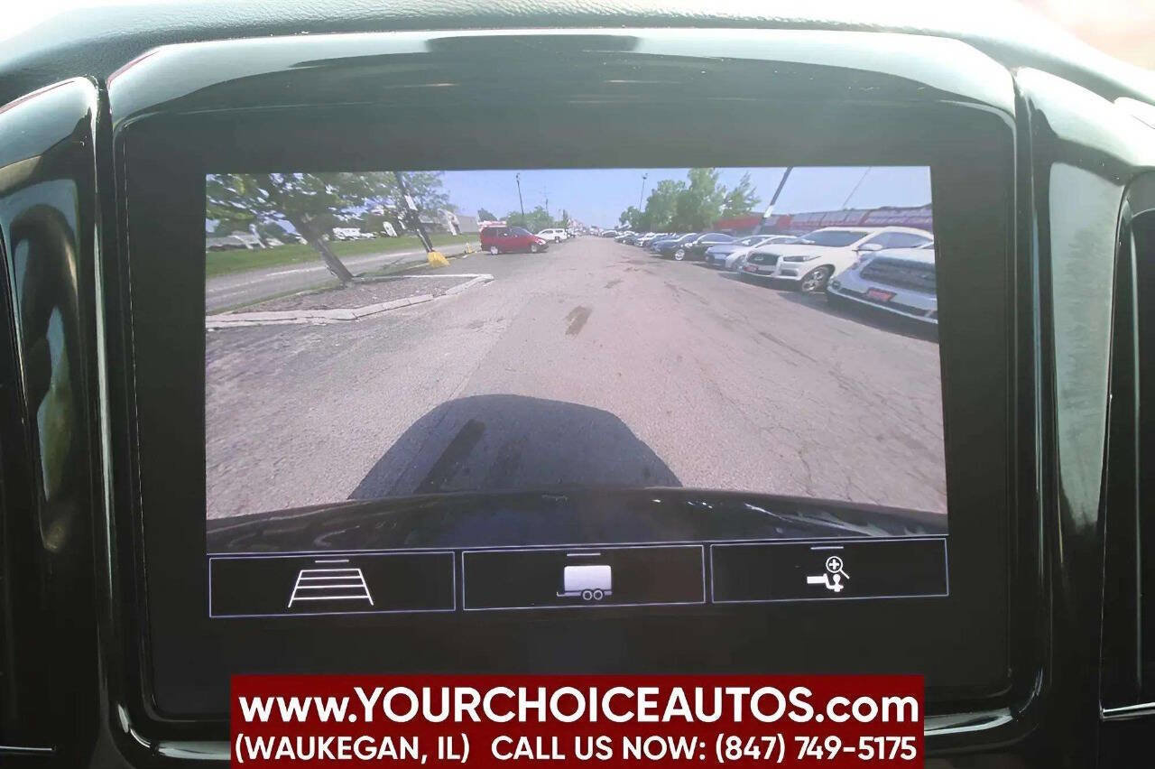 Used 2020 Chevrolet Traverse LT w/ Driver Confidence II Package image 25