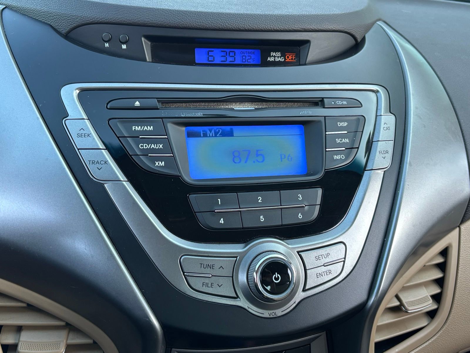 Used 2013 Hyundai Elantra GLS w/ Preferred Pkg image 17