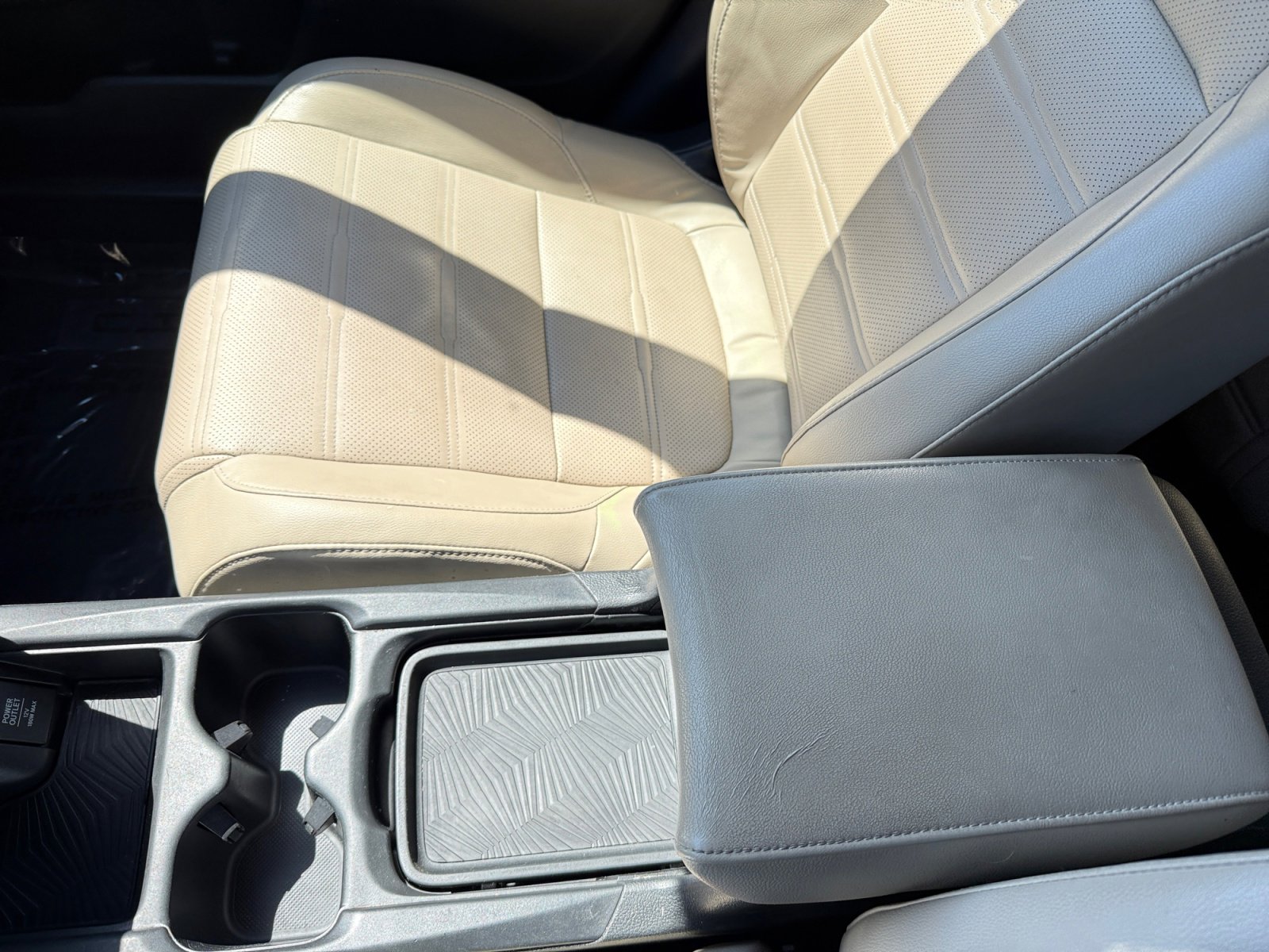 Used 2017 Honda CR-V EX-L image 14