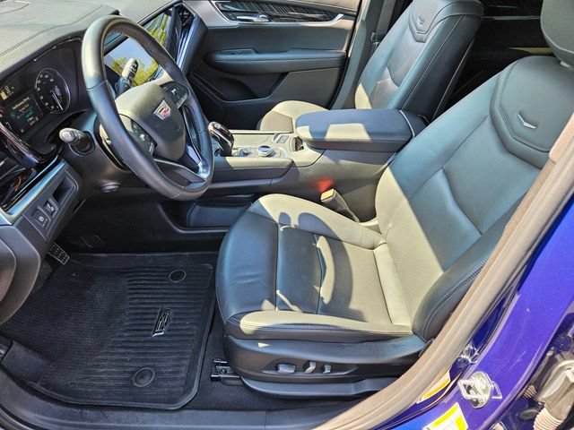 Used 2024 Cadillac XT6 Premium Luxury w/ LPO, Floor Liner Package AWD/4WD image 7