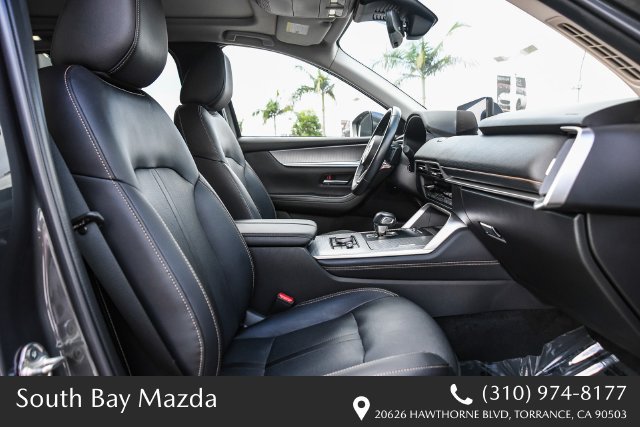 Used 2024 MAZDA CX-90 Plug-In Hybrid w/ Premium Pkg AWD/4WD image 16