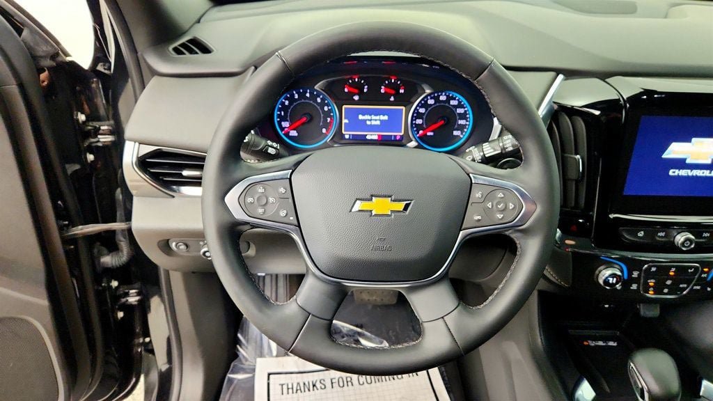Used 2023 Chevrolet Traverse LT AWD/4WD image 12