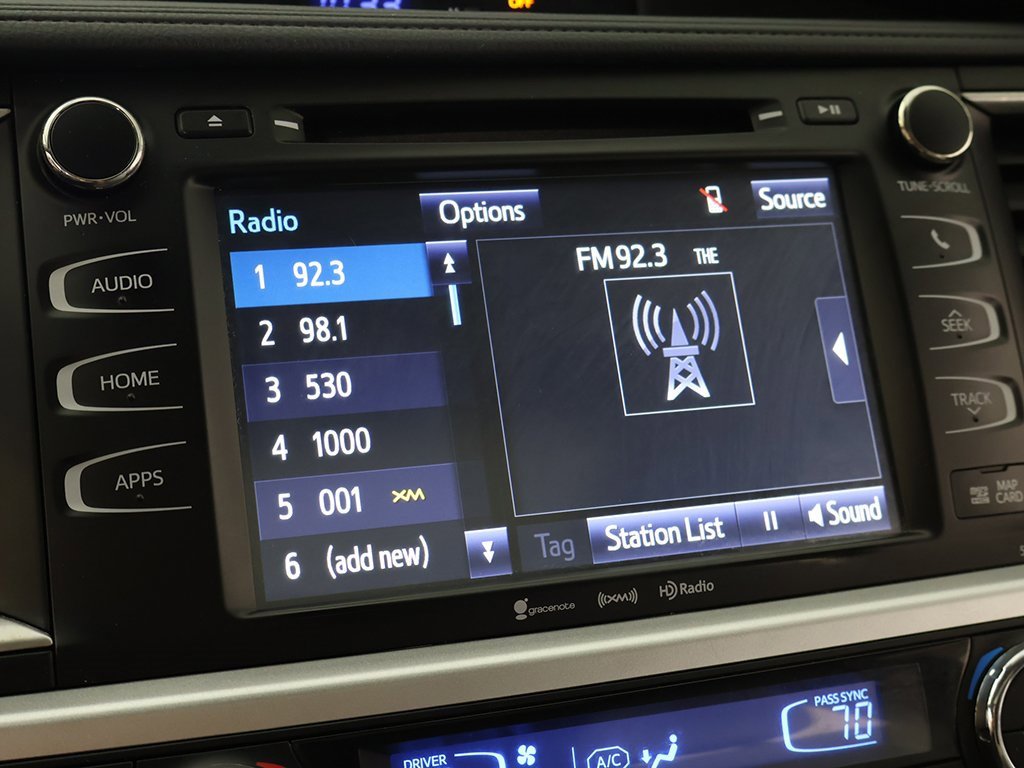 Used 2017 Toyota Highlander XLE image 49