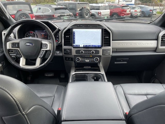 Used 2022 Ford F350 Lariat w/ Black Appearance Package image 9