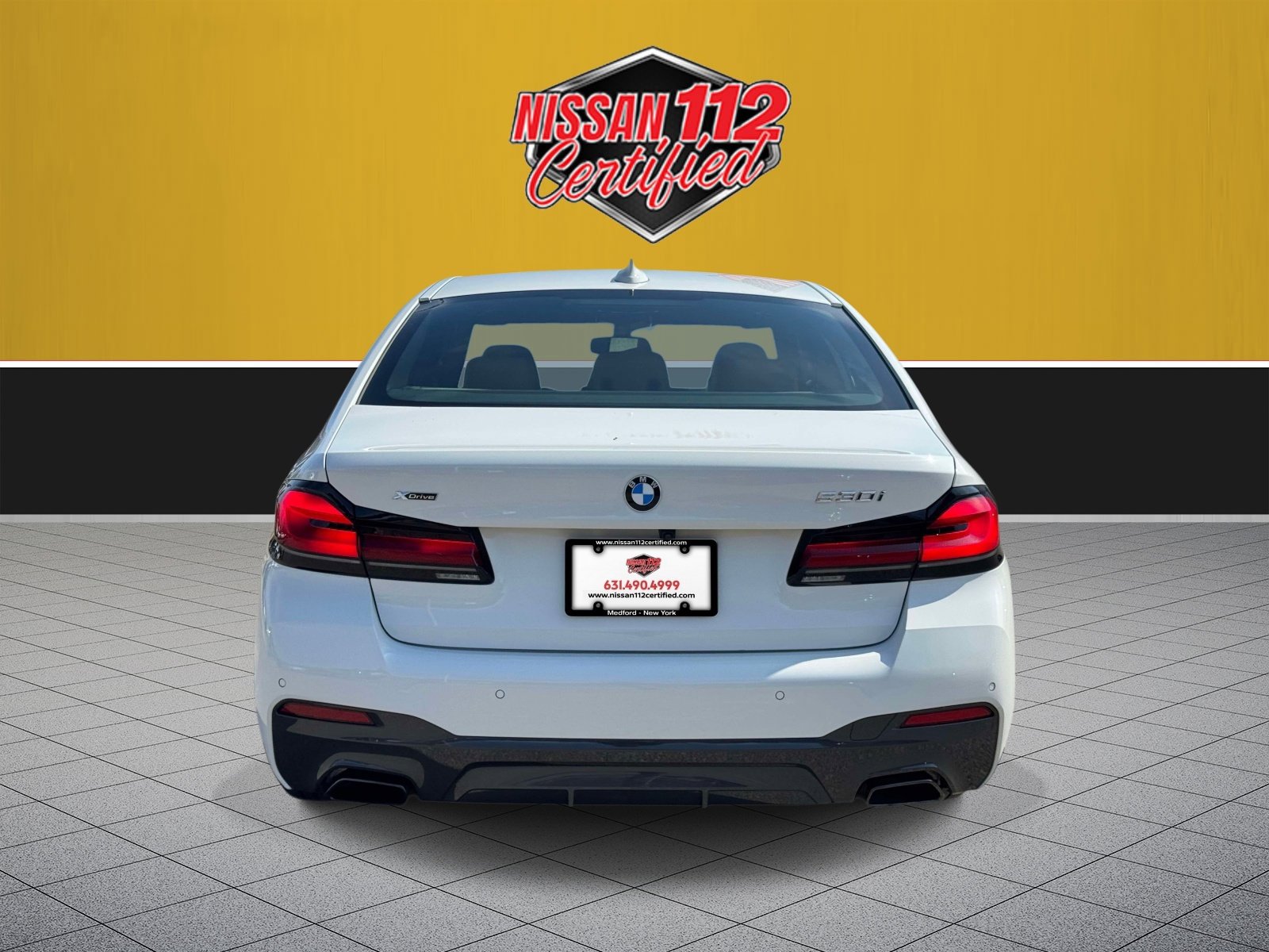 Used 2022 BMW 530i xDrive w/ M Sport Package AWD/4WD image 5