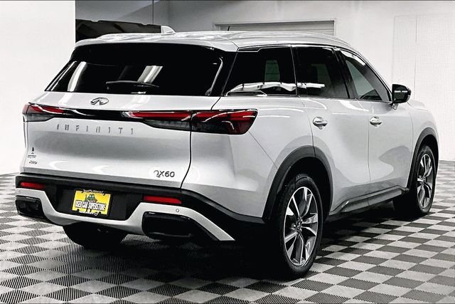 Used 2023 INFINITI QX60 Luxe AWD/4WD image 13