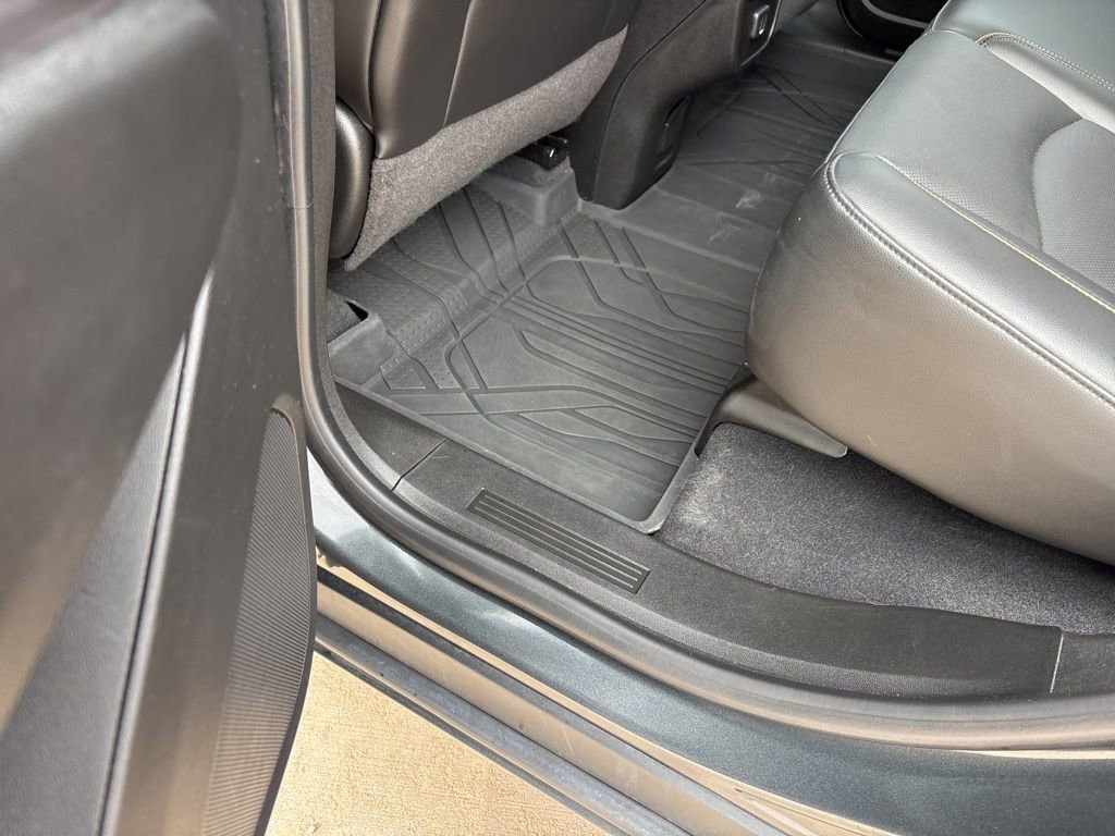 Used 2021 Chevrolet Equinox Premier image 20