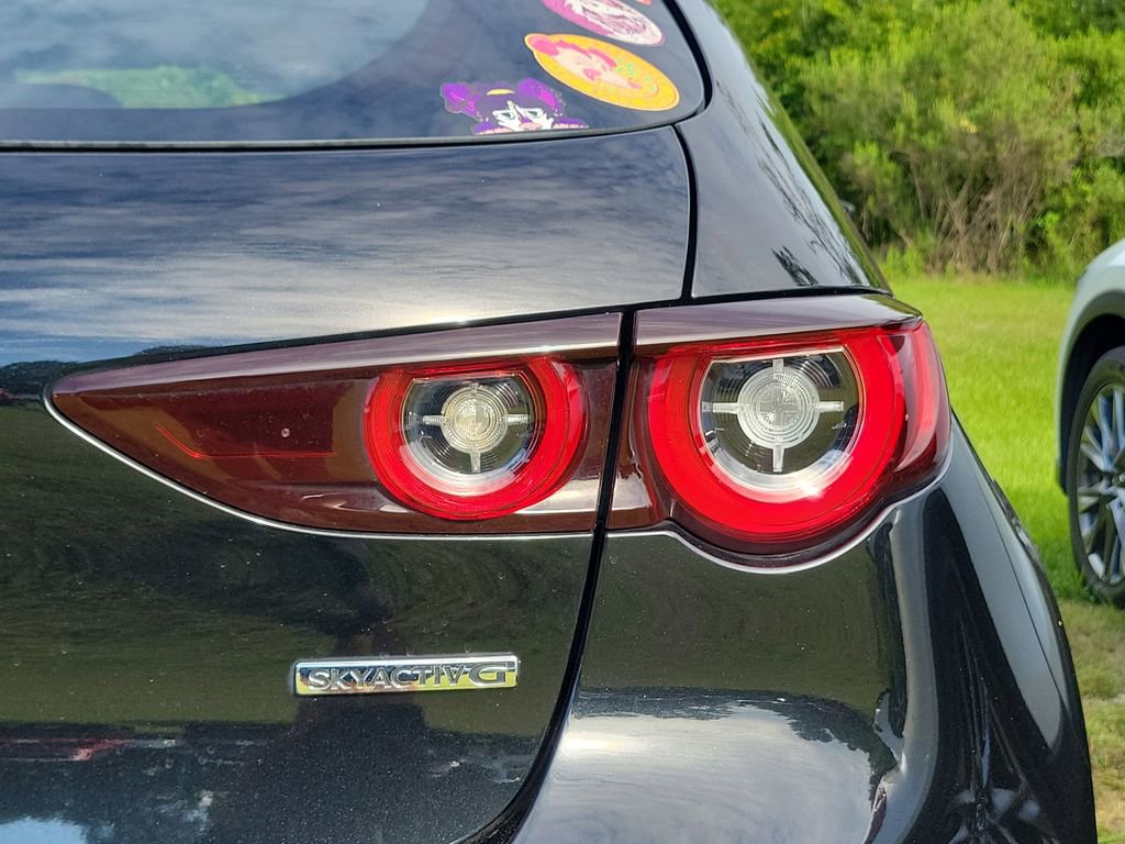 Used 2022 MAZDA MAZDA3 s FWD image 15