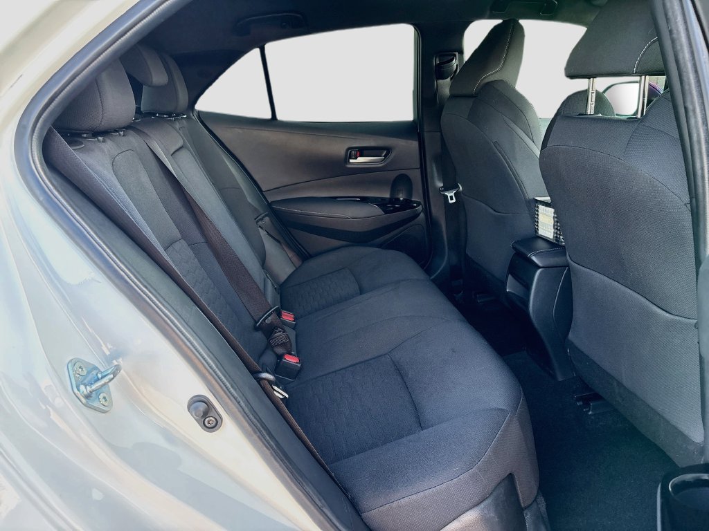 Used 2022 Toyota Corolla SE w/ Carpet Mat Package (TMS) FWD image 21