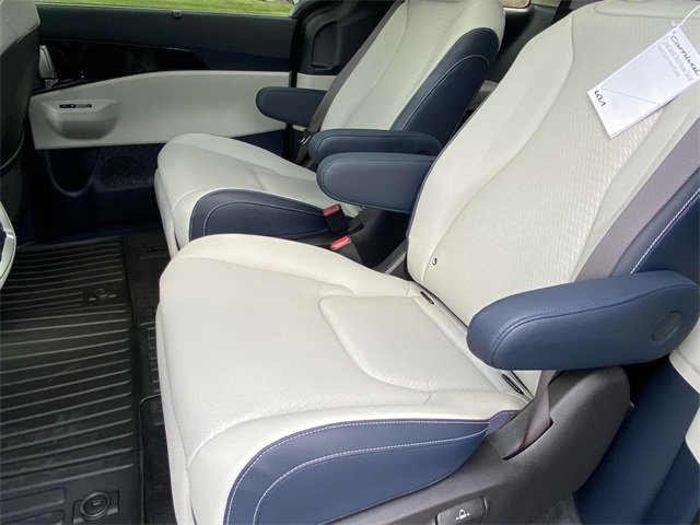 New 2025 Kia Carnival SX Prestige image 15