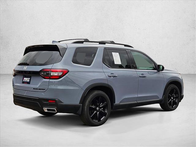 Used 2025 Honda Pilot Black Edition image 5