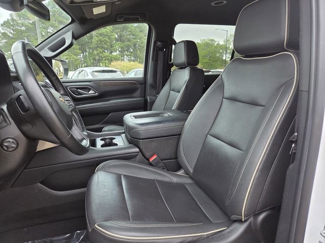 Used 2023 Chevrolet Suburban Premier image 14