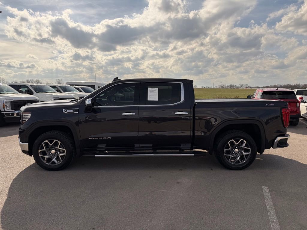 Used 2025 GMC Sierra 1500 SLT w/ SLT Premium Plus Package image 40