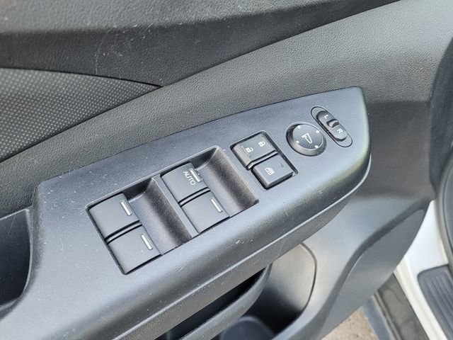 Used 2016 Honda CR-V LX image 19