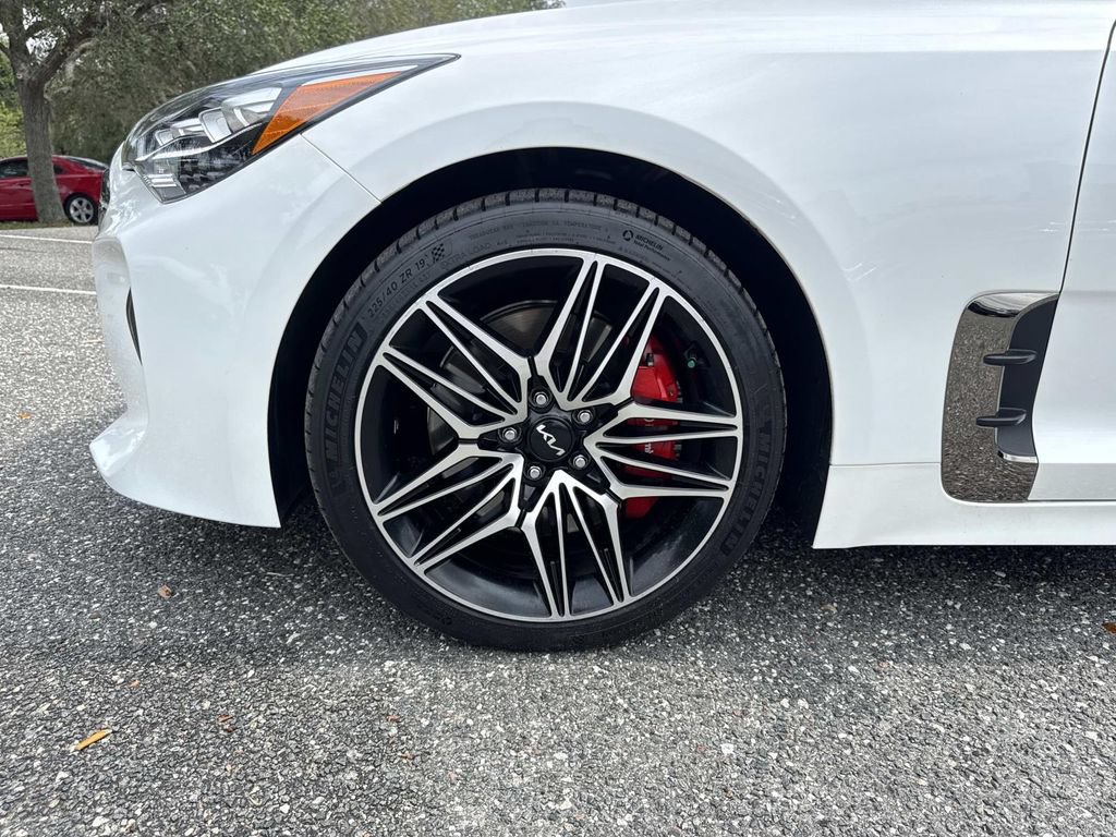 Used 2022 Kia Stinger GT2 w/ Red Interior Color Package RWD image 10