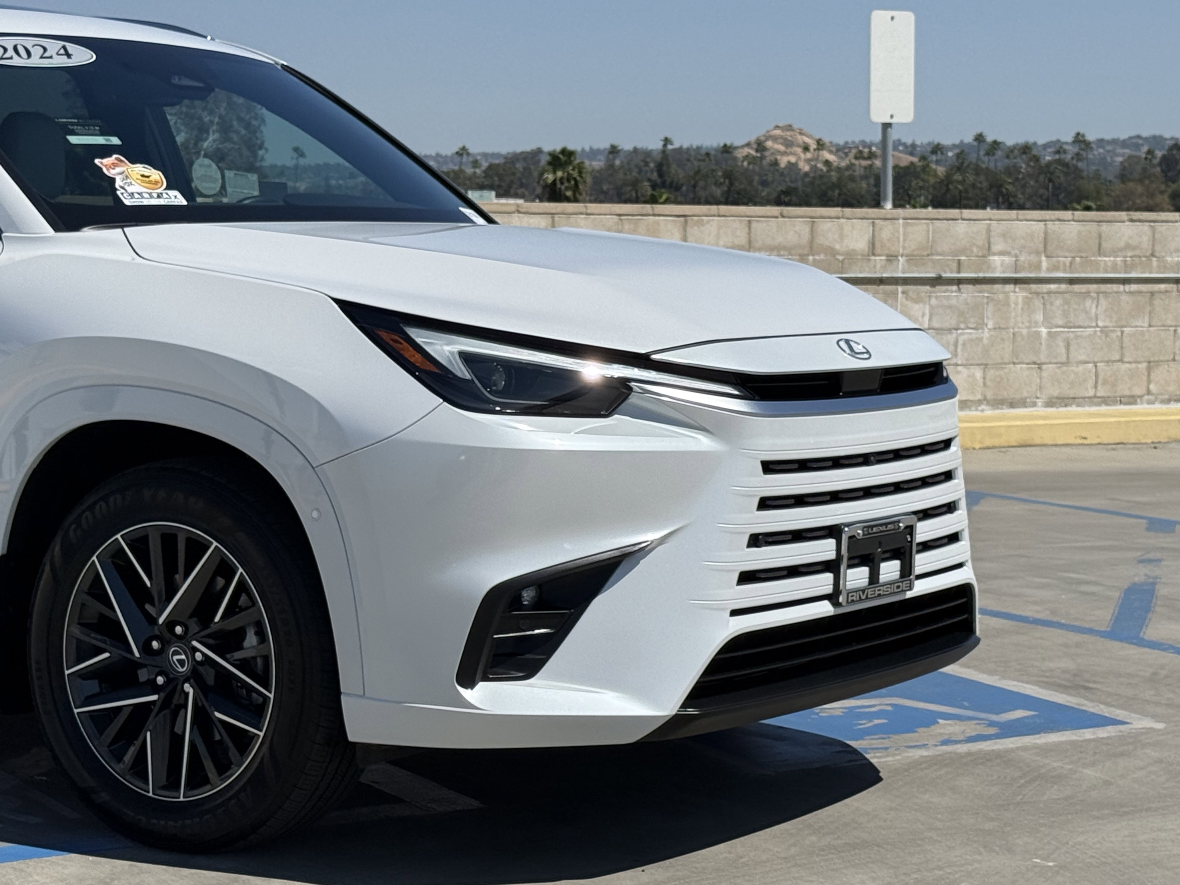 Certified 2024 Lexus TX 350 AWD w/ Captains Chair Package image 3