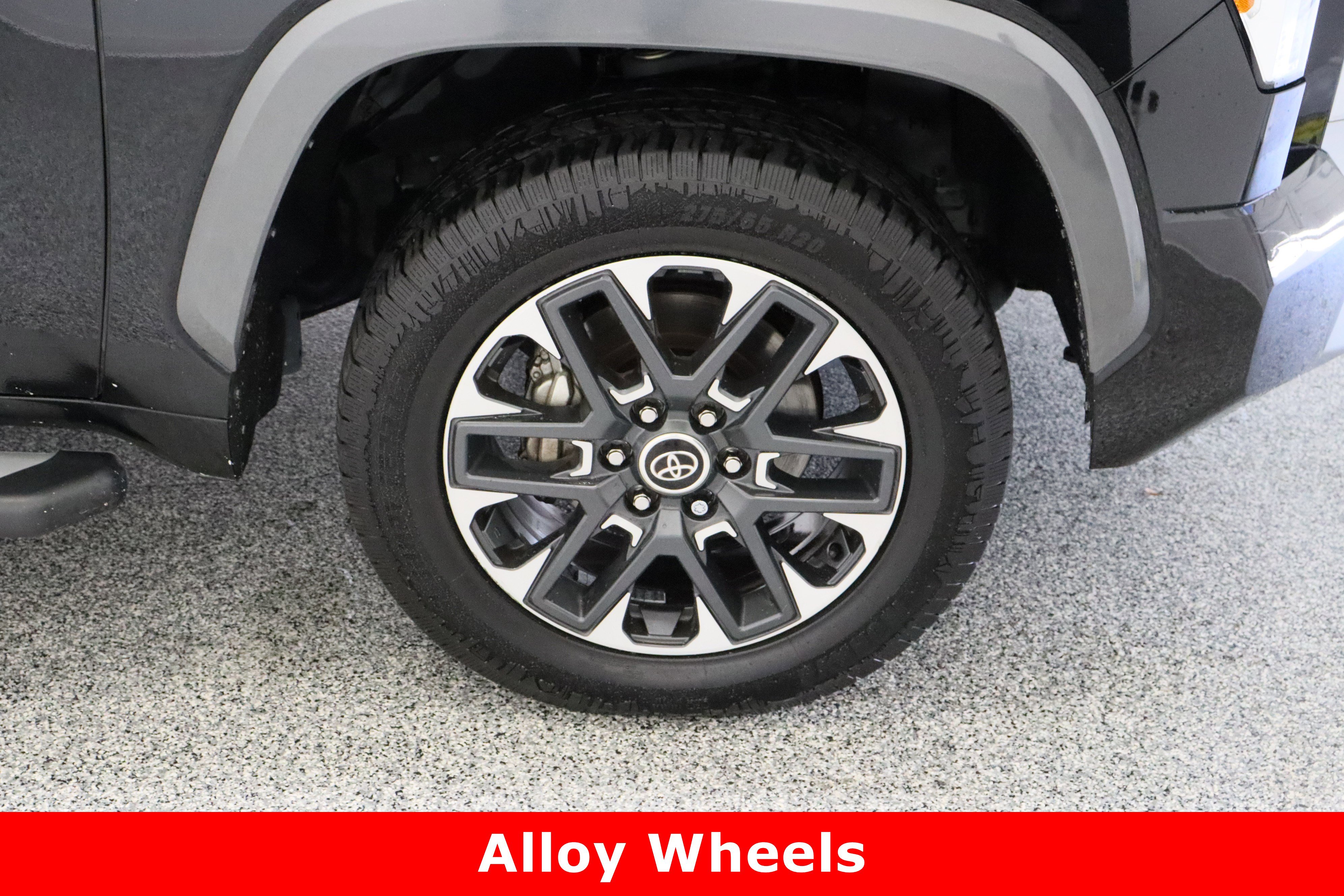 Used 2022 Toyota Tundra Limited image 5