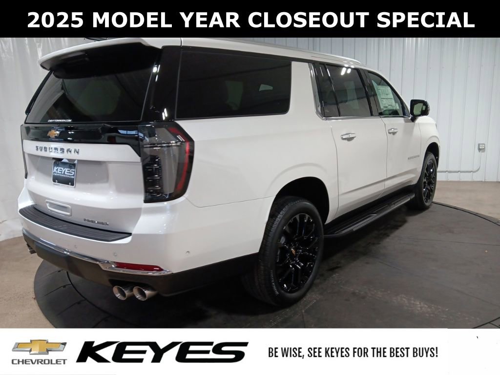 New 2025 Chevrolet Suburban Premier image 9