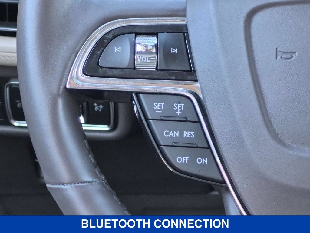 Used 2023 Lincoln Nautilus Reserve w/ Cargo Utility Package AWD/4WD image 21