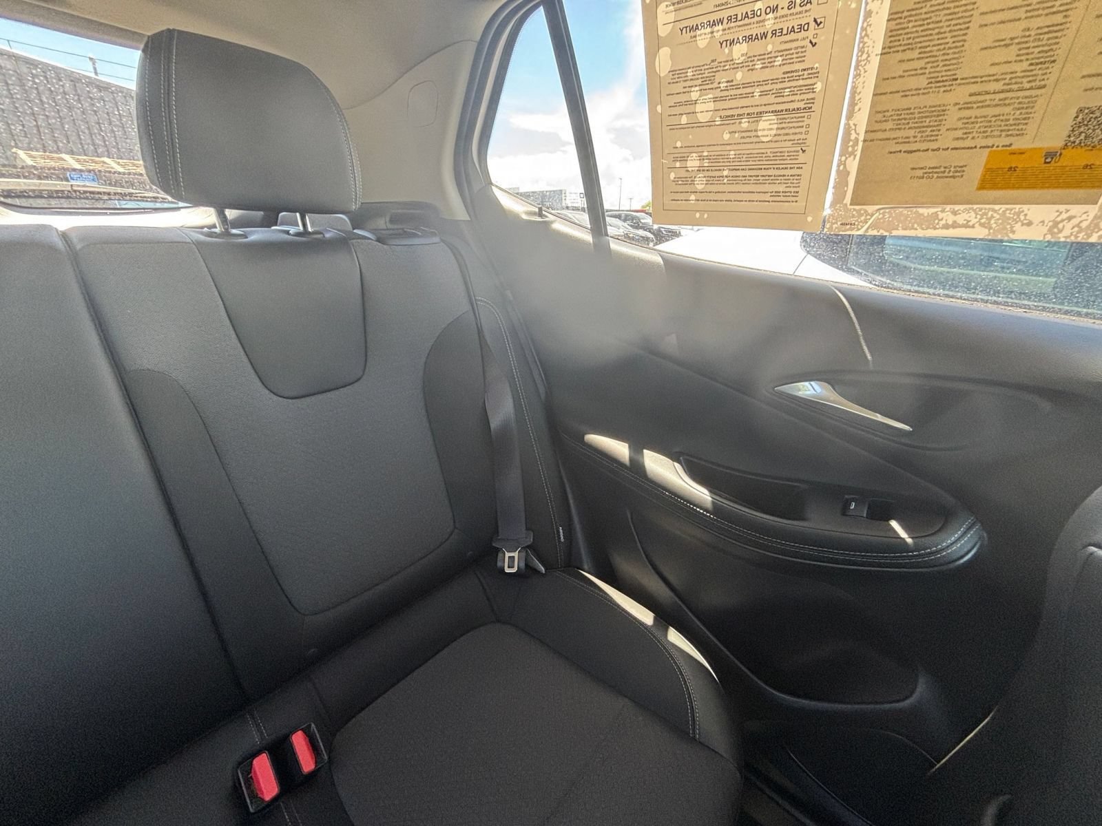 Used 2025 Buick Encore GX Preferred AWD/4WD image 34