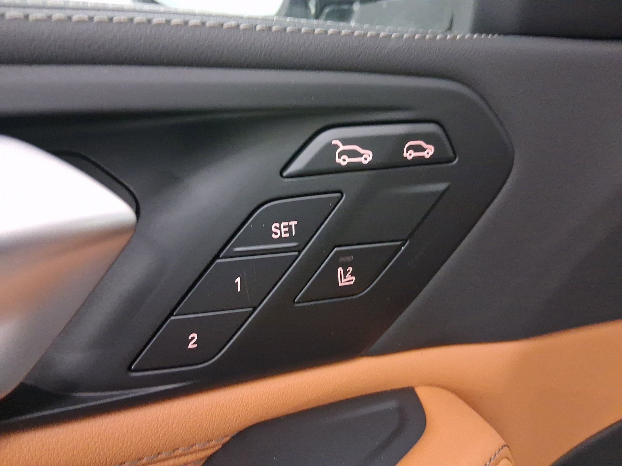 New 2026 BMW X6 M60i image 15