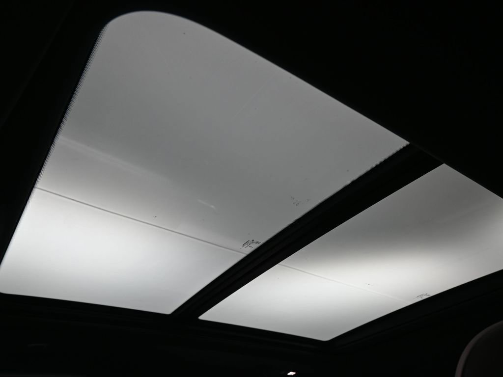 Used 2026 RAM 1500 Laramie w/ Night Edition image 25