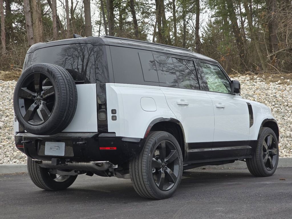New 2026 Land Rover Defender 110 X-Dynamic SE AWD/4WD image 24