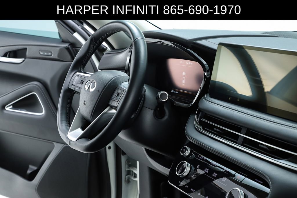 Used 2023 INFINITI QX60 Sensory w/ Vision Package FWD image 74