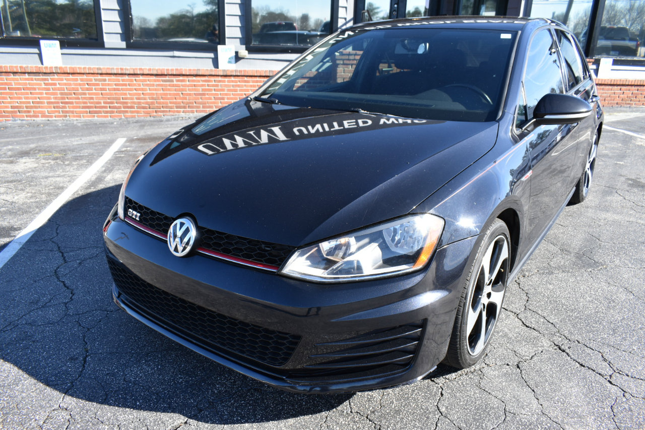 Used 2017 Volkswagen GTI S image 2
