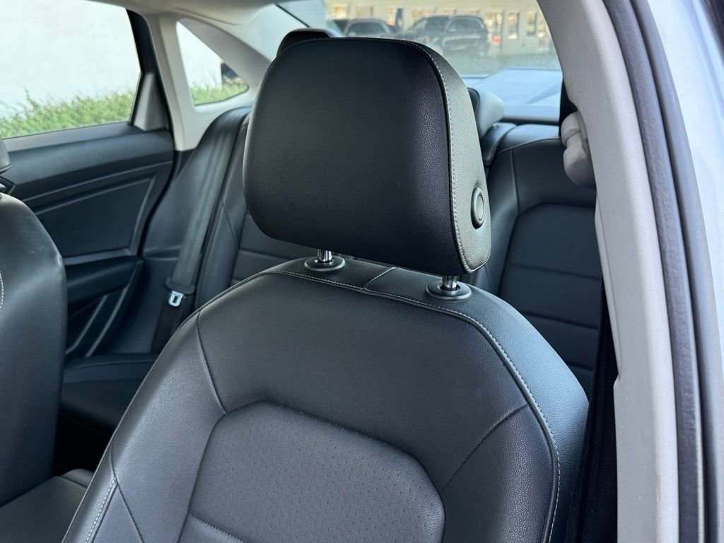 Used 2021 Volkswagen Jetta S image 3