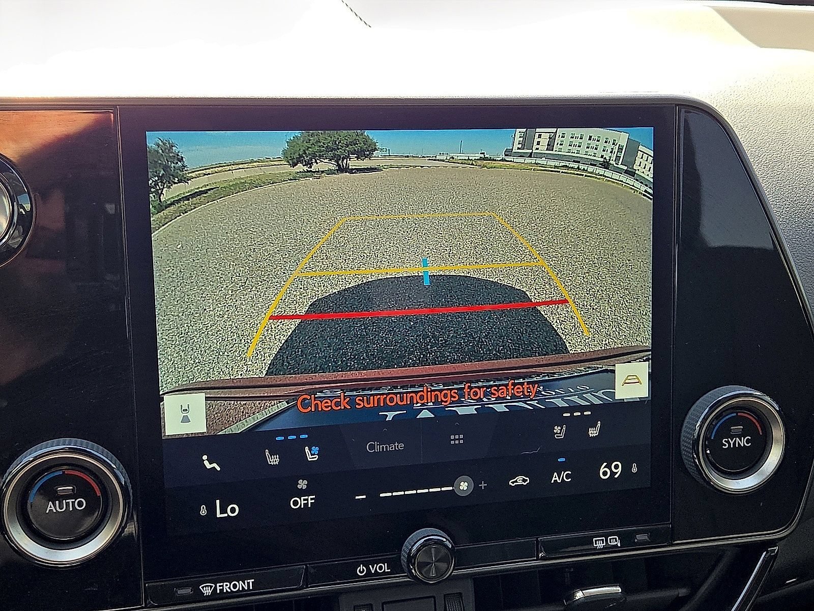 Used 2025 Lexus NX 250 FWD w/ Towing Package (2000 Lbs) image 26