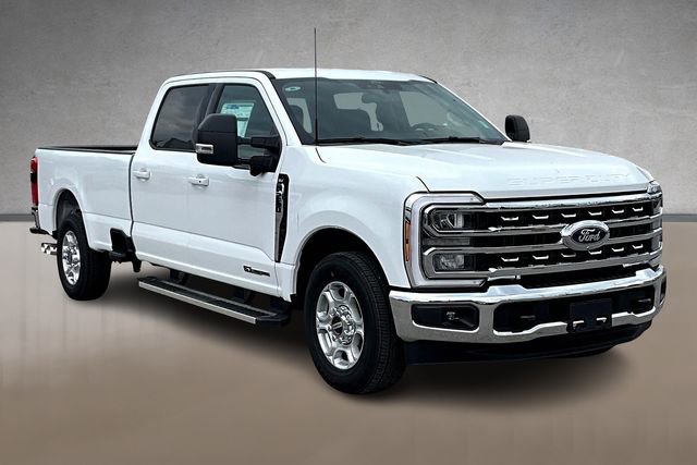 New 2026 Ford F250 XLT w/ XLT Premium Package image 2