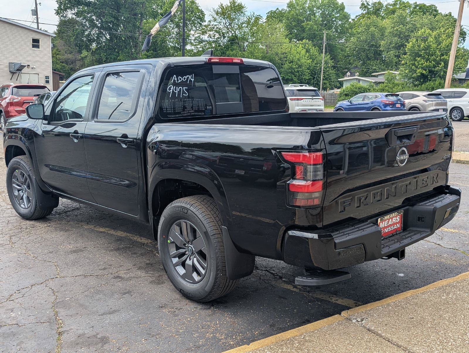 New 2026 Nissan Frontier SV w/ Tow Package AWD/4WD image 6