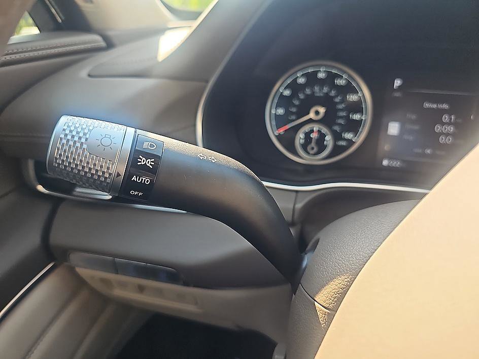 Used 2024 Genesis GV80 2.5T w/ Advanced Package AWD/4WD image 22