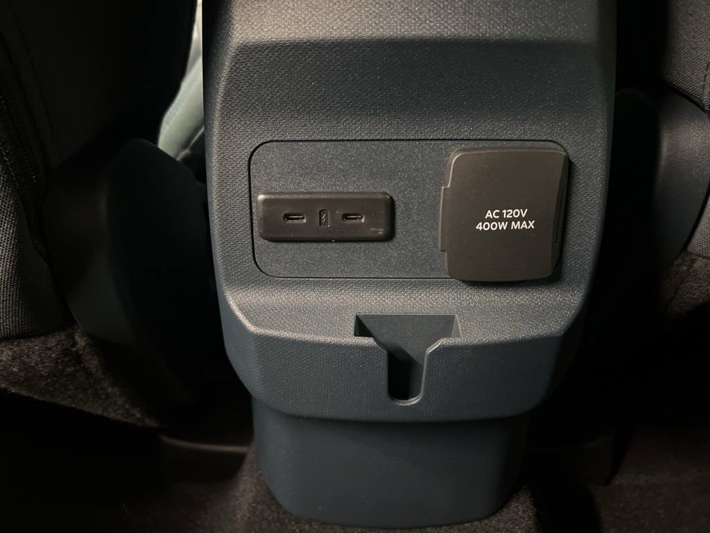 New 2026 Ford Maverick XLT image 32