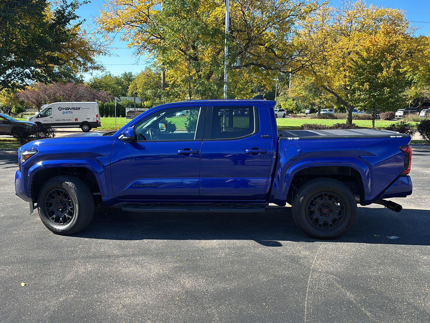 Used 2024 Toyota Tacoma SR5 AWD/4WD image 26