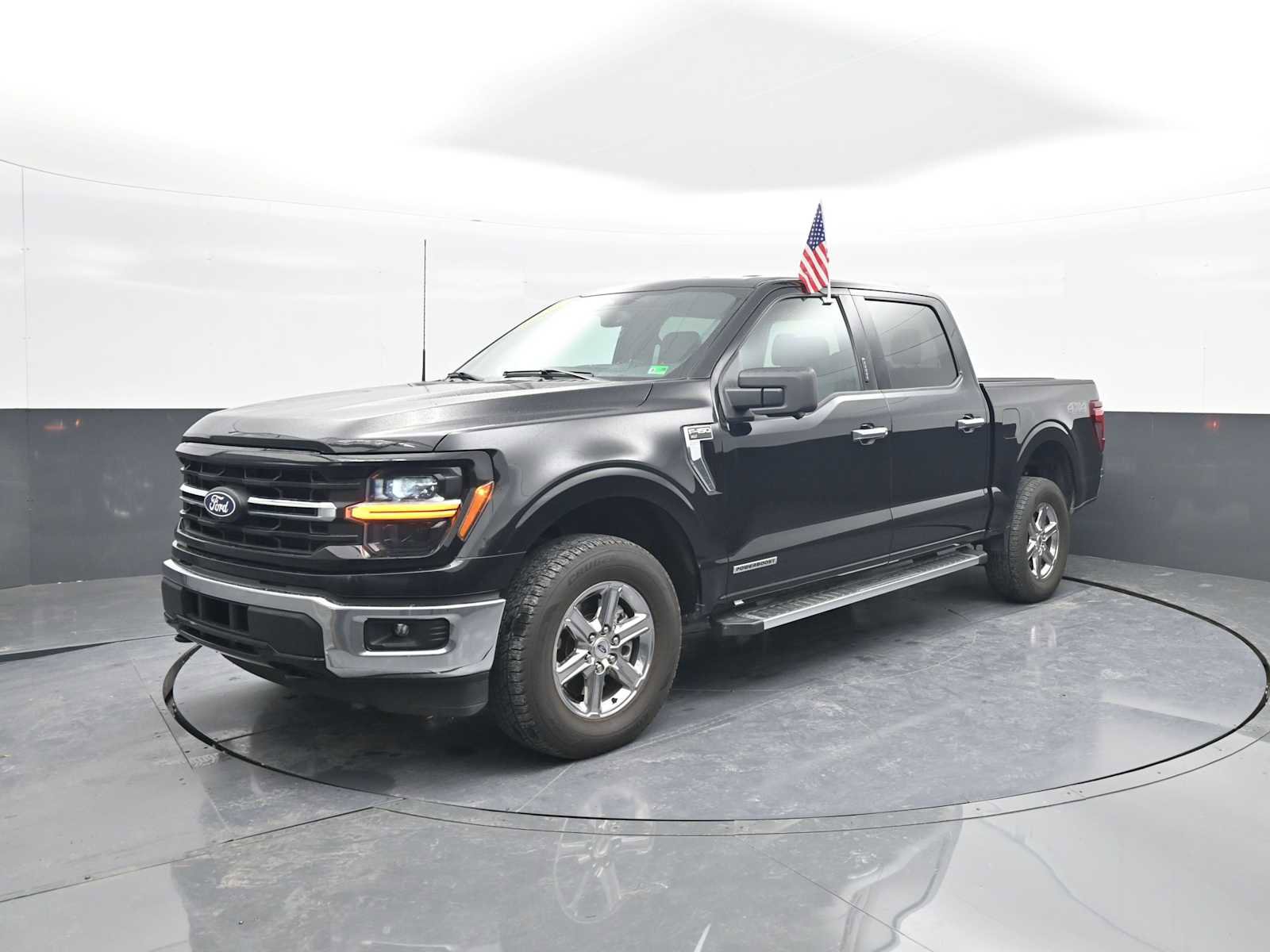 Used 2024 Ford F150 XLT w/ Mobile Office Package image 4