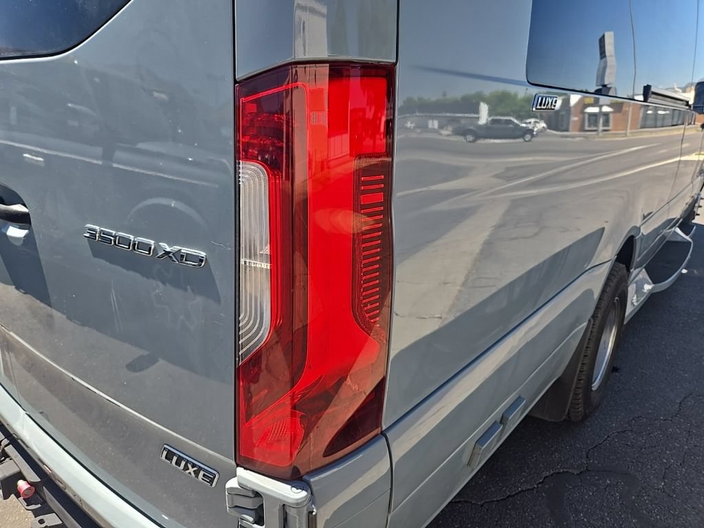 Used 2023 Mercedes-Benz Sprinter 3500 image 36