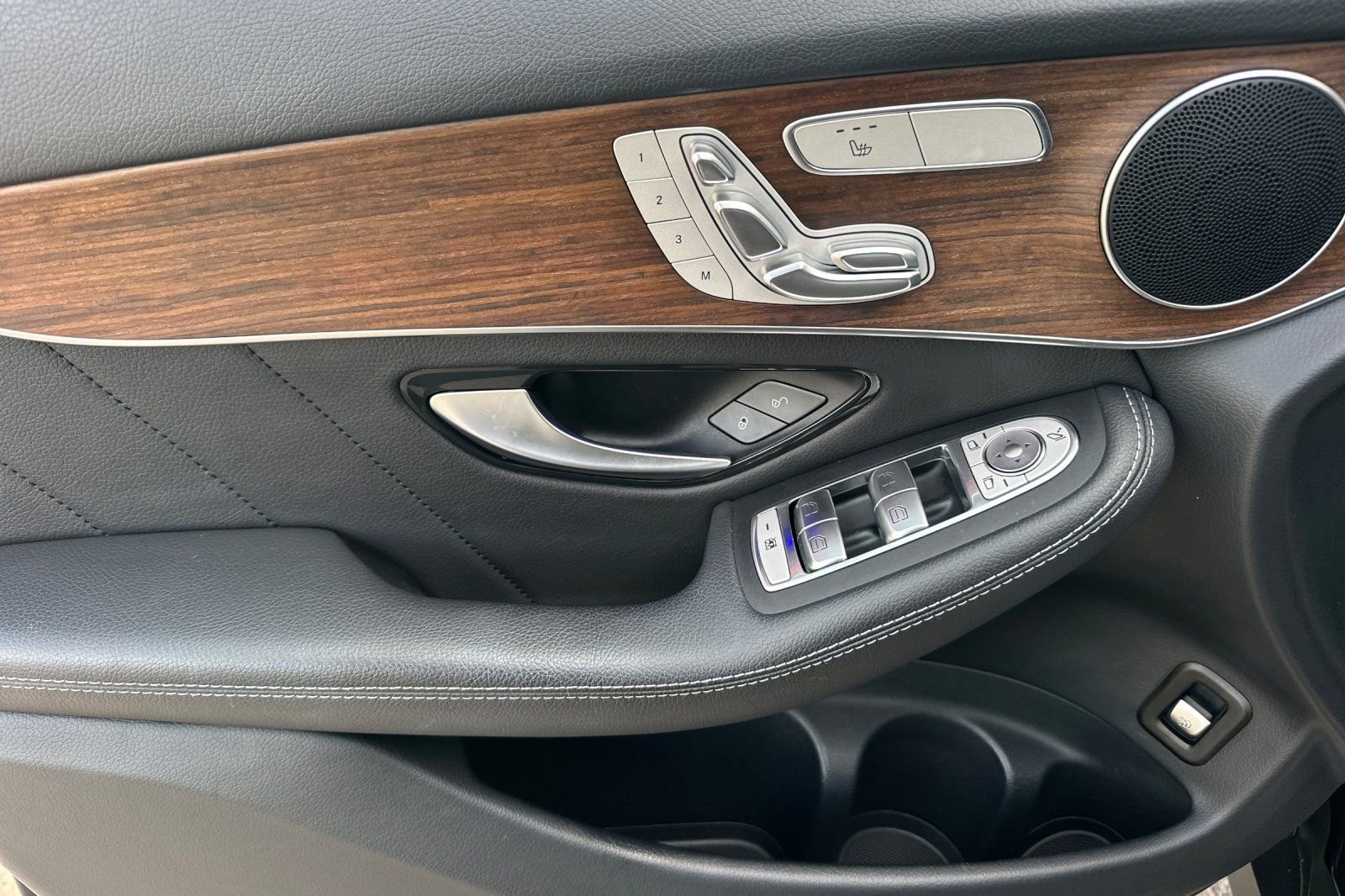 Certified 2022 Mercedes-Benz GLC 300 4MATIC image 26