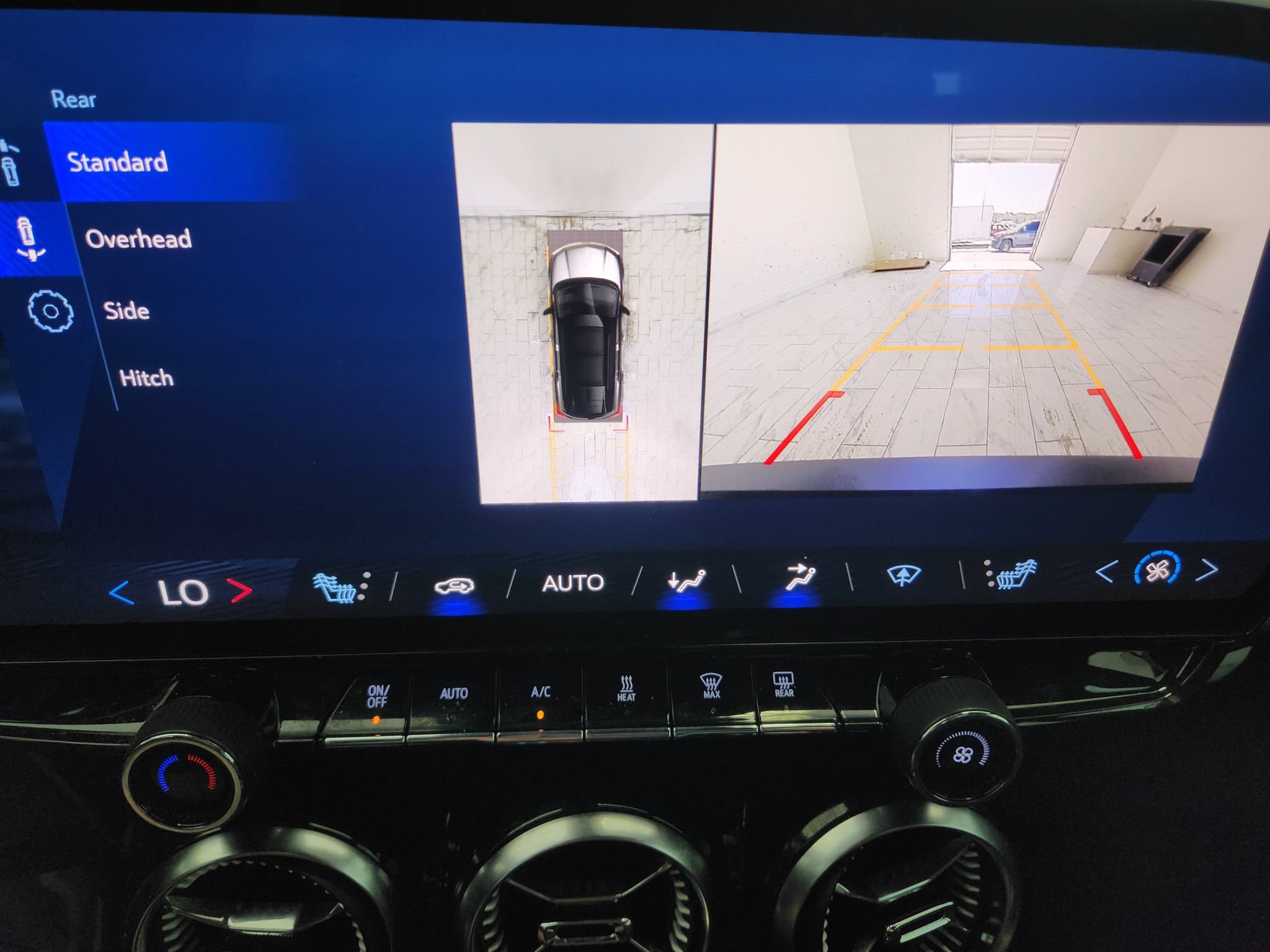Used 2024 Chevrolet Blazer EV LT AWD/4WD image 16